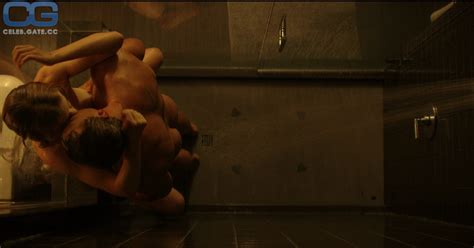 Willa Fitzgerald Nude Pictures Photos Playboy Naked Topless Fappening