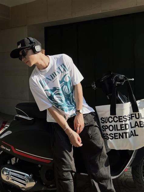 Top Shop Qu N O Nam Hot Nh T Tr N Instagram Hi N Nay Toplist Vn