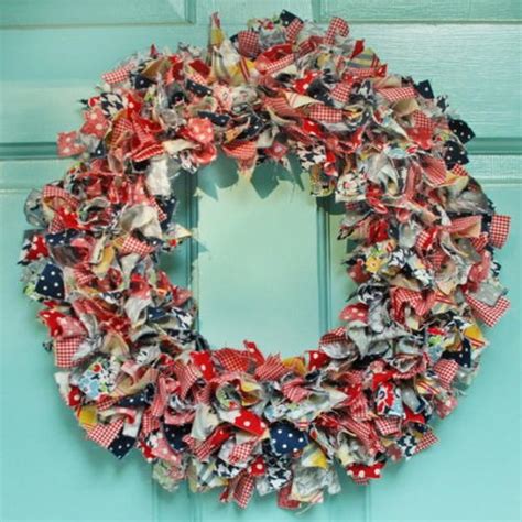 Fun Summer Rag Wreath Tutorial