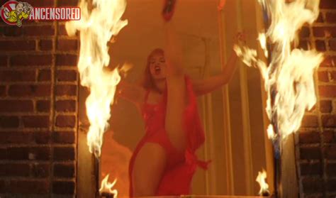 Romance Cigarettes Nude Pics Page 1