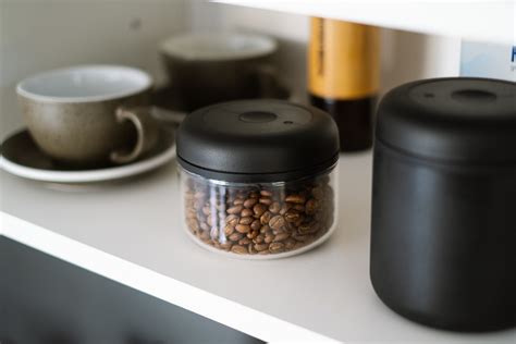 Co wpływa na świeżość kawy? Jak mieć pewność, że kawa jest świeżo palona?