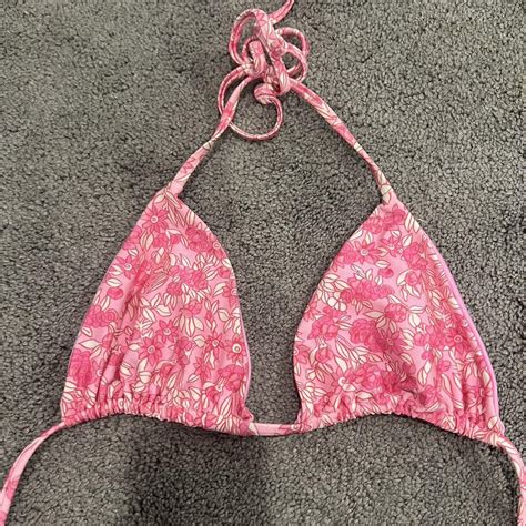 Frankies Bikinis Women S Pink And White Bikini And Tankini Tops Depop
