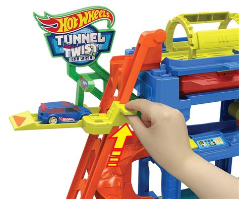 Детска играчка Hot Wheels City Автомивка с промяна на цвета КОМСЕД