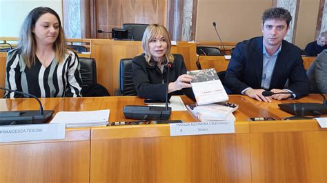 Latina In Aula Consiliare I Ragazzi Del Viaggio Del Ricordo Latina News