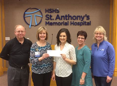 HSHS St. Anthony's Memorial Hospital Donates to United Way of Effingham ...