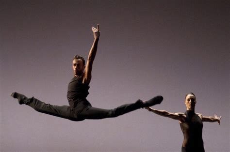 7 Hot Sexy Annabelle Lopez Bikini Pics