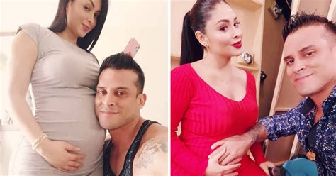 Pamela Franco Ense A Su Pancita De Embarazo En Hermosas Fotos En Bikini