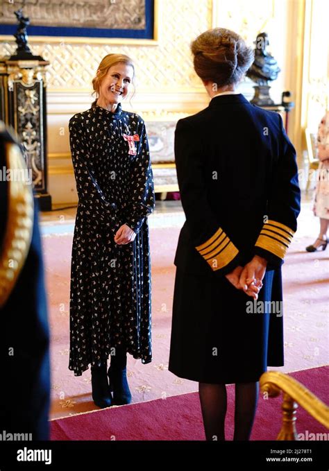 Genevieve Ballard Also Known As Alison Moyet From Hove Is Made An Mbe