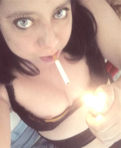 Having A Smoke Nudes Smokingfetish NUDE PICS ORG
