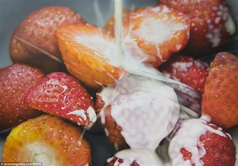 Tranh người mẫu nude đẹp y như ảnh chụp