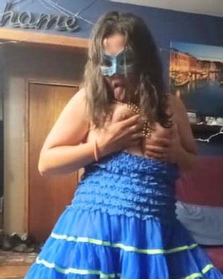 Mardi Gras Spread And Suck Porn Pictures XXX Photos Sex Images 4038811 PICTOA