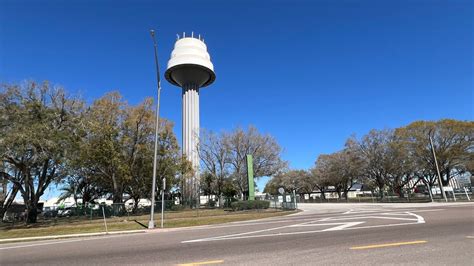 Publix Cake Water Tower - Atlas Obscura