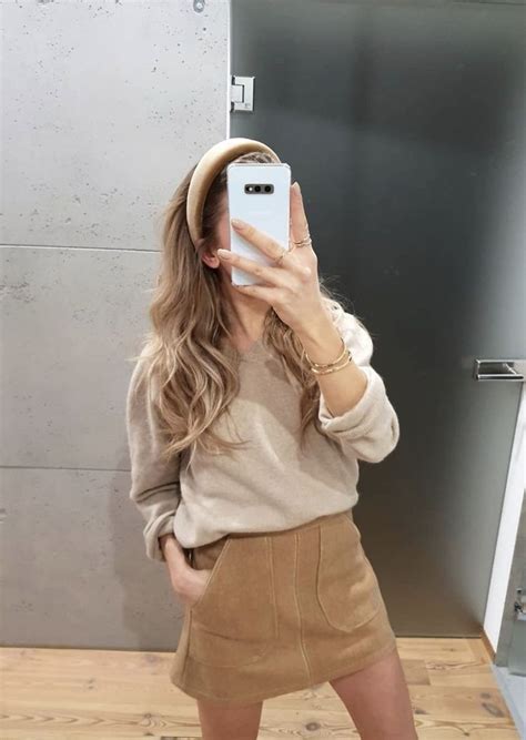 Nude Beige Nuetral Outfit Of The Day Mirror Selfie Ropa De Moda Moda De Ropa Ropa