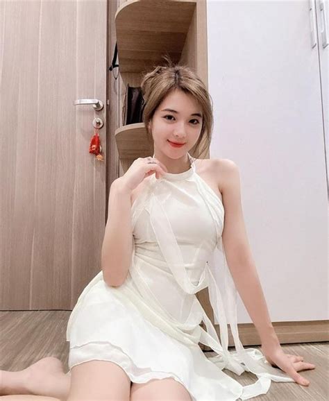 Hot girl dân tộc nổi tiếng 10 năm trước bây giờ ra sao Tạp chí Doanh Nghiệp Việt Nam