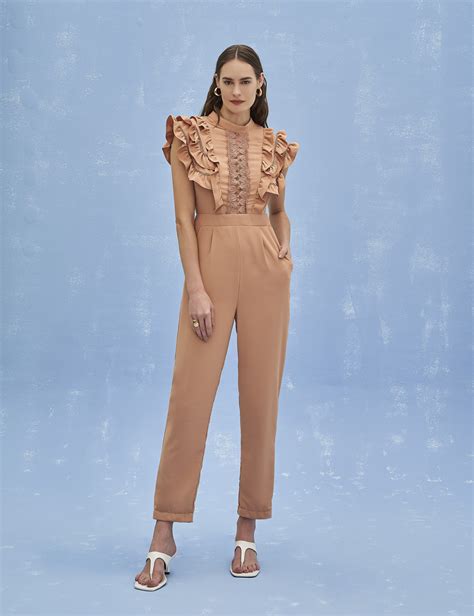 Macac O Franzido Babado Lia Nude Delight Store