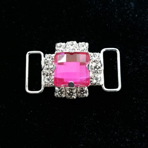 cc011 - Glitzy Bitzy