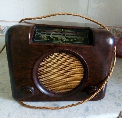 WORKING 1940 50S ICONIC Bush Bakelite Radio In Excellent Condition 150