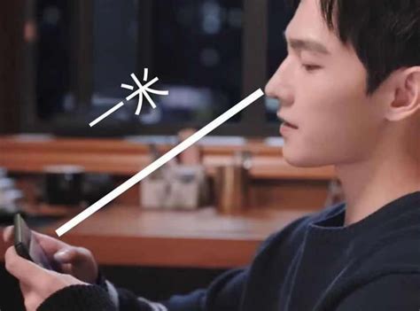 Netizen Soi Ra I M Kh C Bi T Th V Gi A D Ng D Ng V Nhi T Ba Trong Phim C N L N H N Hot