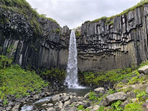 L Embl Matique Cascade Basaltique De Svartifoss Tout Rien