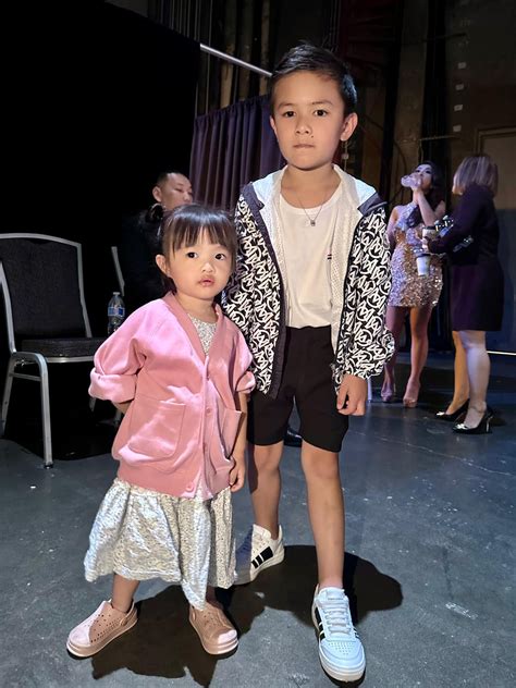 Nh C T Hot Nh T Vbiz Nhi U Sao H Ng A Bay Sang M Ch P Nh C Ng Tu I Tr Online