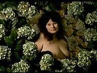 Naked Yolande Moreau In When The Sea Rises