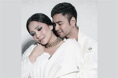 Anniversary Ini Perjalanan Cinta Raffi Ahmad Dan Nagita Slavina