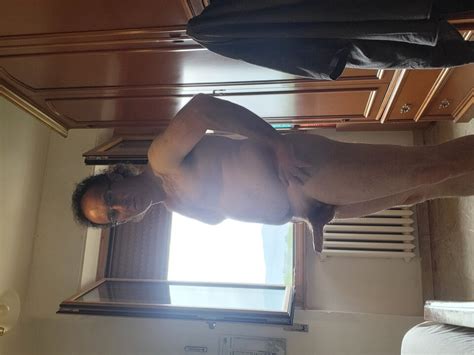 Spogliarello Gay Small Cock HD Porn Video 02 XHamster