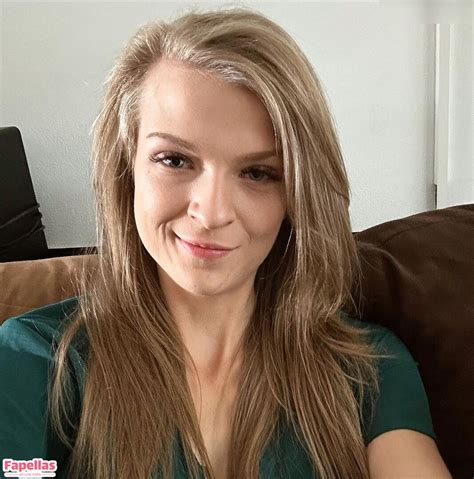 Sintica Aka Djanesintica Nude Leaks Fapellas