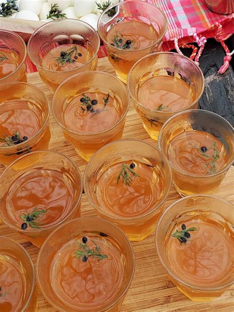 Virgin Hot Toddy A Non Alcoholic Holiday Cocktail Web Story Gardenista