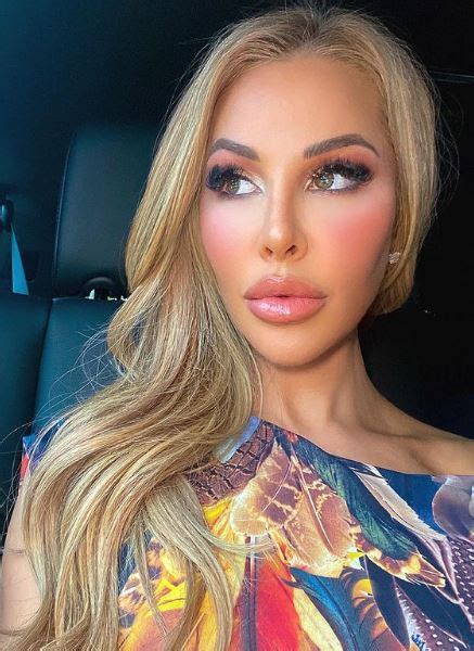 Who Is Lisa Hochstein? Wiki, Age, Husband, Parents, Ethnicity, Height