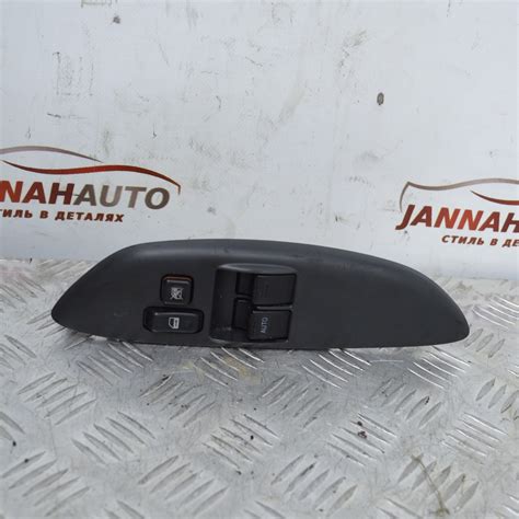 Блок управления стеклоподъемниками Toyota Yaris 2004-... Панель ...