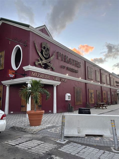 Bahamas Cruise Port: Top 8 Things to Do in Nassau — Girl Gone Coconuts