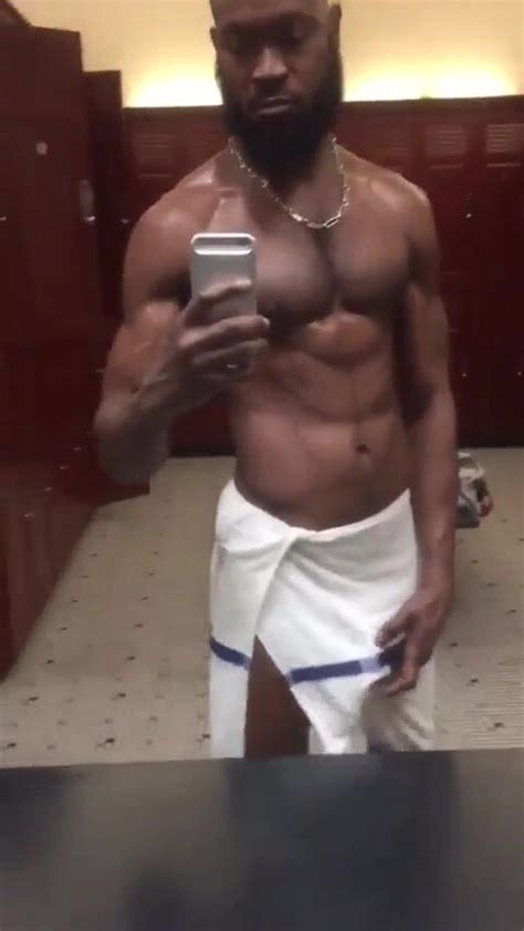 Masterpieces Hot Black Guy Showing Off In ThisVid