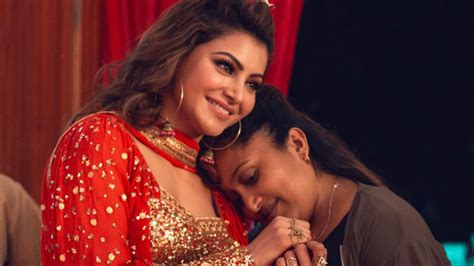 urvashi rautela  sizzle    song  channa ve iwmbuzz