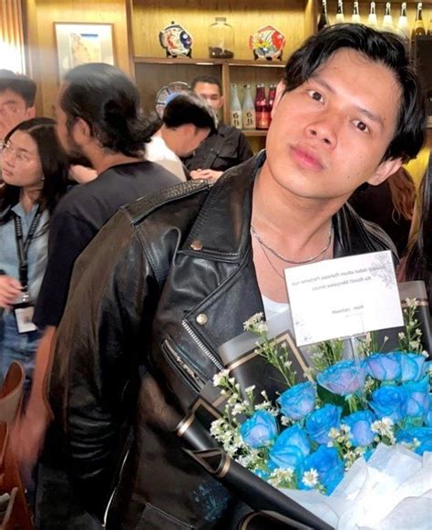 pin oleh aisyah andiny  rony parulian gambar