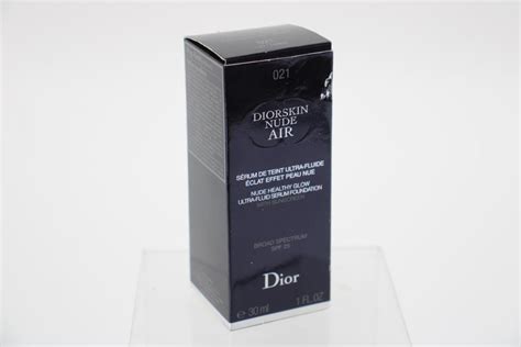 Christian Dior Diorskin Nude Air Serum Foundation In Linen Property Room