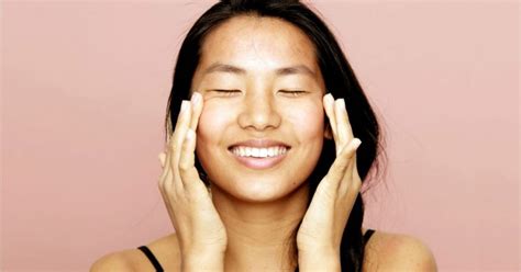 Round Up Of Anti Redness Face Care Products Top Serums For Broken