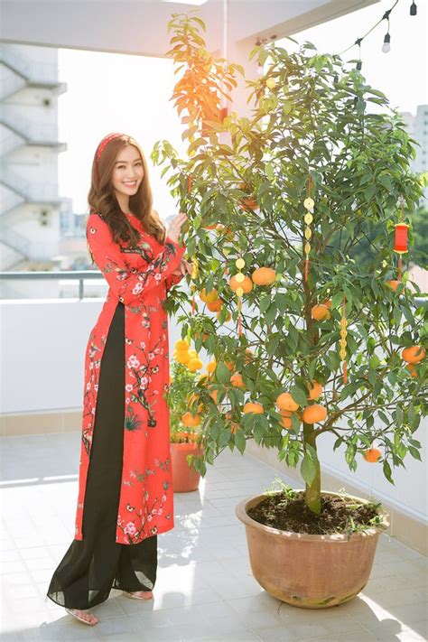 Biệt thự 7 tầng ở Sài Gòn của nữ diễn viên từng lộ ảnh nude 100 trong bồn tắm