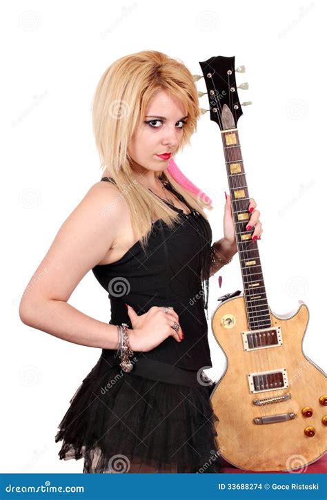 Fille Blonde Avec La Pose De Guitare électrique Photo stock Image du musique métal