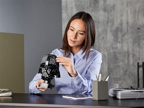 LEGO® Star Wars 75304 Darth Vader™ Helm (2021) ab 54,80 € / 31% gespart ...