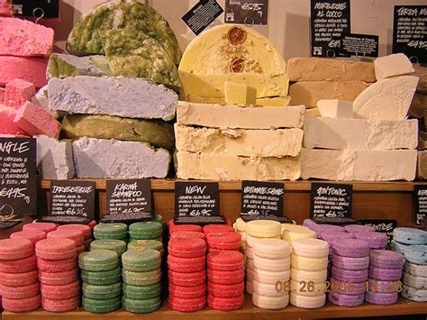 Lush Marca Inglesa Abre Sua Maior Loja No Brasil Buyer Brand