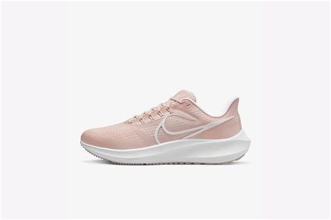 The Best Pink Nike Shoes to Shop Now. Nike ZA