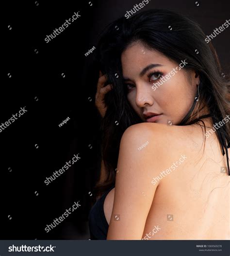 Perfect Beauty Body Woman Bikinisexy Brunette Stock Photo Shutterstock