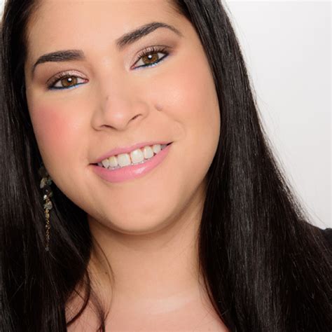 Hourglass Brilliant Nude Ambient Strobe Lighting Blush Review Swatches