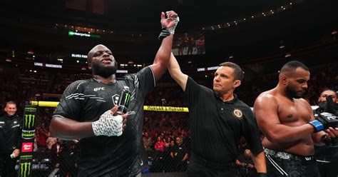 Balls Got Hot Again Pros React To Derrick Lewis Knocking Out Rodrigo Nascimento At Ufc St