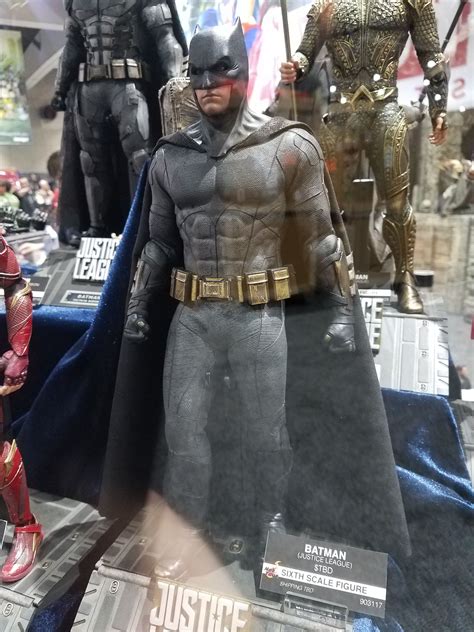Justice League Hot Toys Images From SDCC
