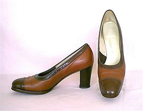 1970s Vintage Naturalizer Platform Two Tone Brown Leather Etsy Vintage Shoes Spectator