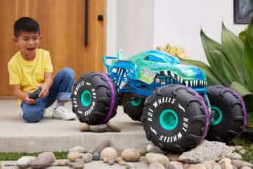 Hot Wheels Monster Trucks Xl 1 6 Scale Mega Wrex Rc Vehicle HPK28 MATTEL