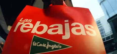 La icónica bolsa roja de El Corte Inglés protagoniza su campaña de