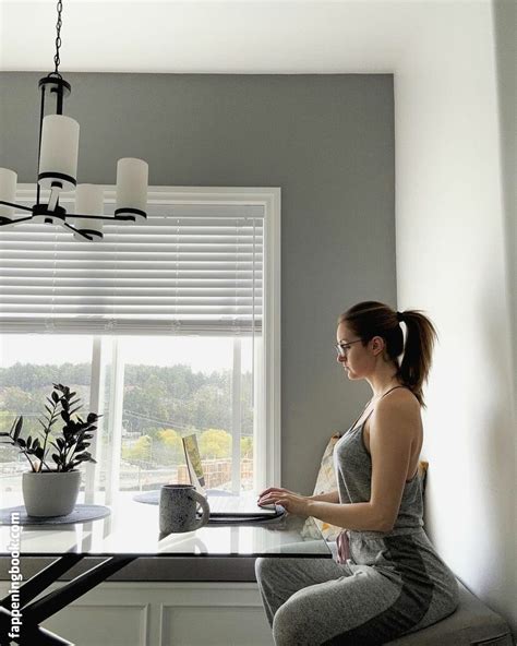 Layla Quinn LaylaQuinn Only Layla Only Nude OnlyFans Leaks Fappening FappeningBook